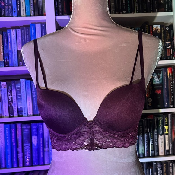 Shiny dark purple/ mauve lace bra with double straps - Picture 2 of 9